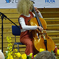 Meisterhafte Künstlerin am Cello (MKS Jena)